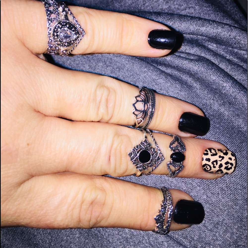 Accent jewelry